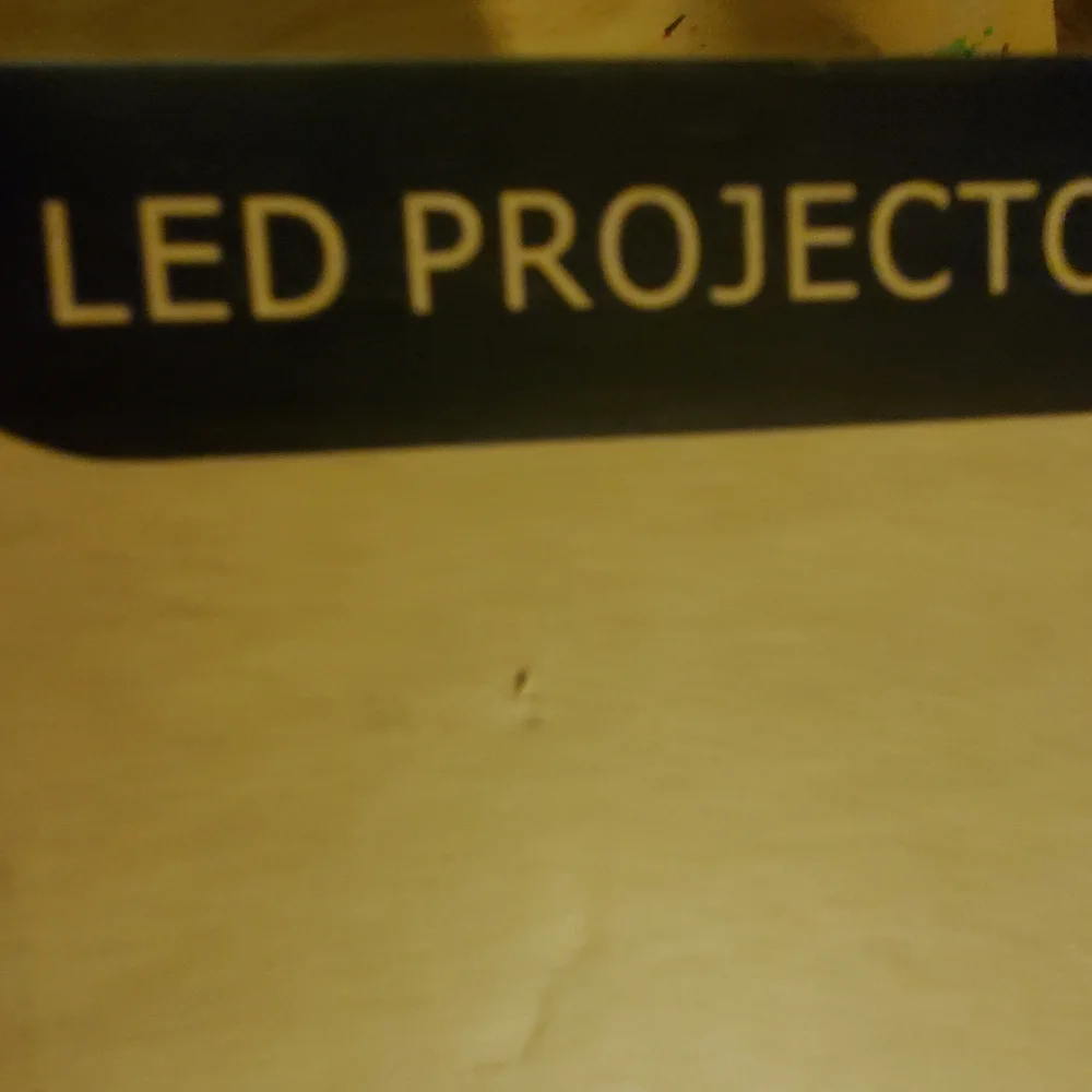 Video Projector - Picture 2 of 3